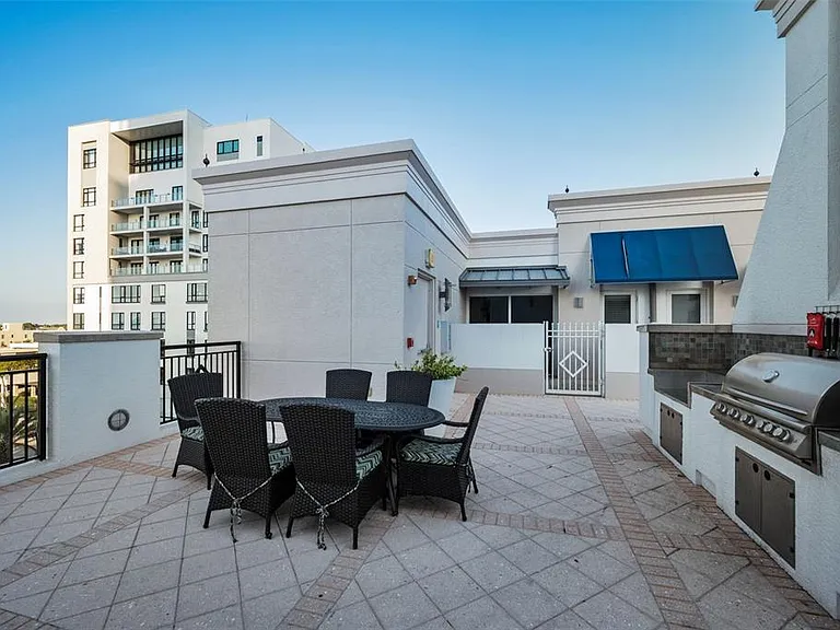 331 Cleveland St #310 — Photo 44