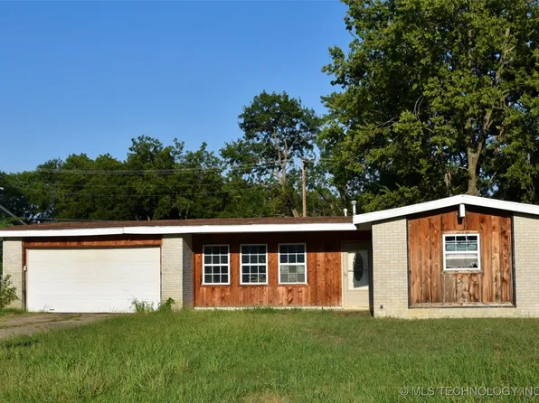 618 S Sunset Dr, Claremore, OK 74017