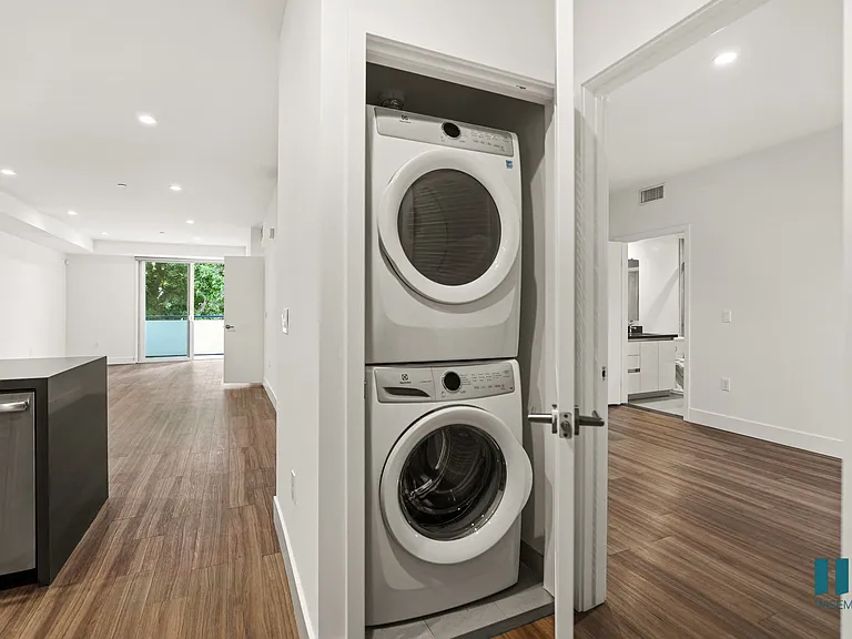 In-Suite Washer & Dryer