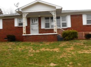 402 Murfreesboro Rd, Woodbury, TN 37190