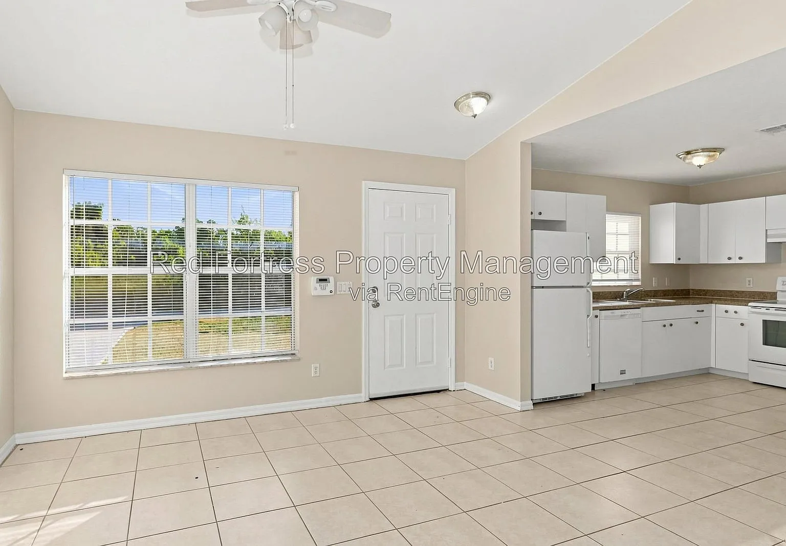 3 bed, 2.0 bath, 988 sqft, $1,350 — Photo 3