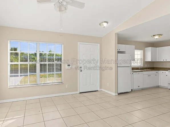5237 30th St SW, Lehigh Acres, FL 33973