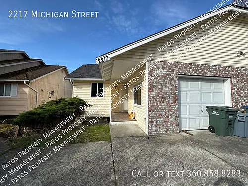 2217 Michigan St Photo 1
