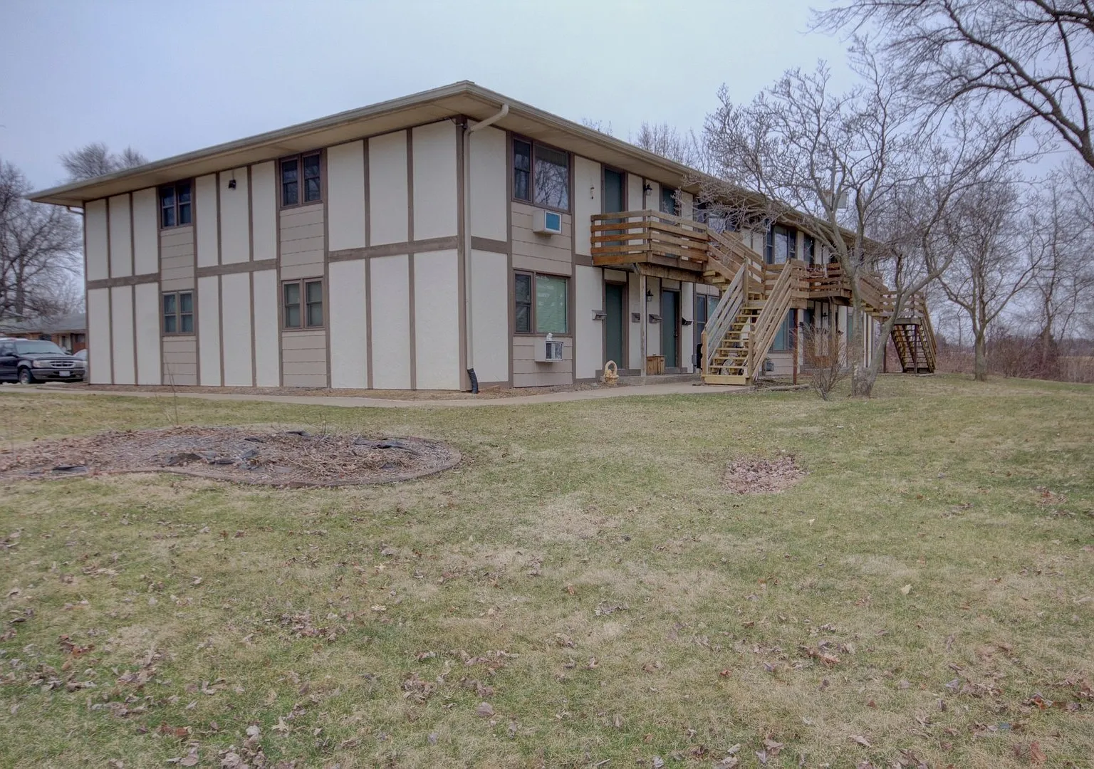Homewood East Apartments — Photo 1