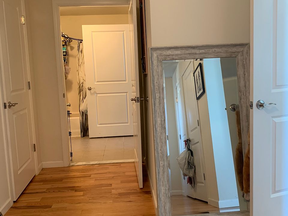 1st image of 42-48 Norfolk St #18