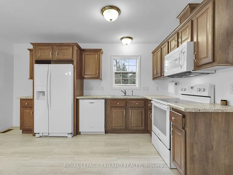 330 Matilda St — Photo 4