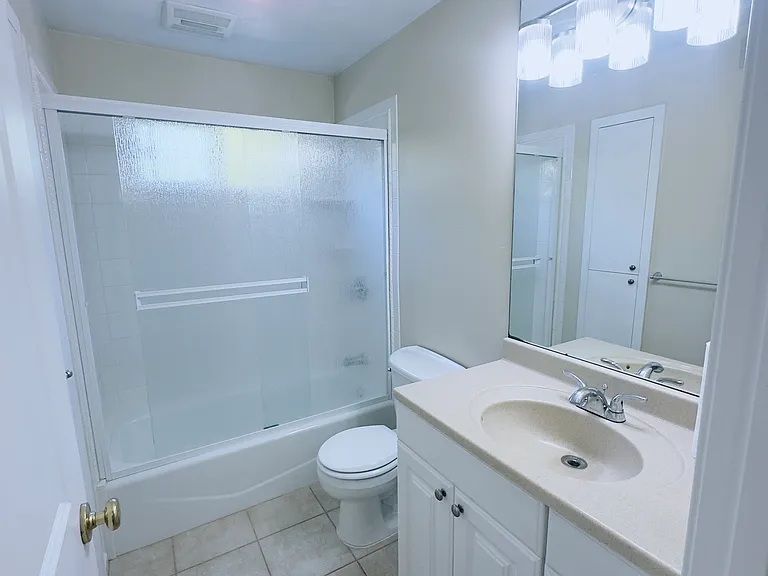 4835 P St #B — Photo 18