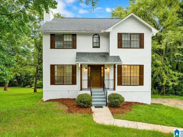7810 S View Ln, Bessemer, AL 35022