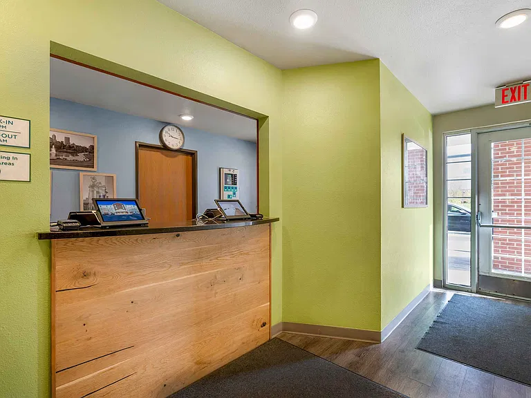 Lobby and Guest Check-in