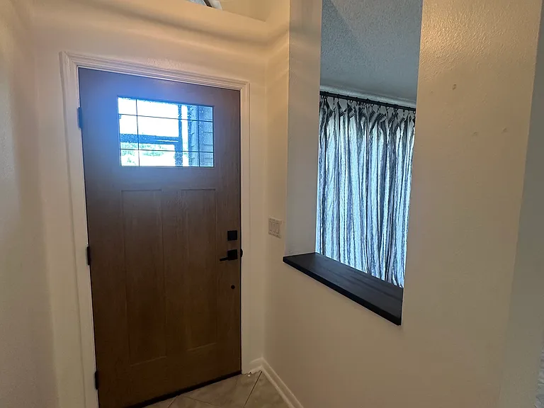 1041 Sawyers Ct — Photo 52