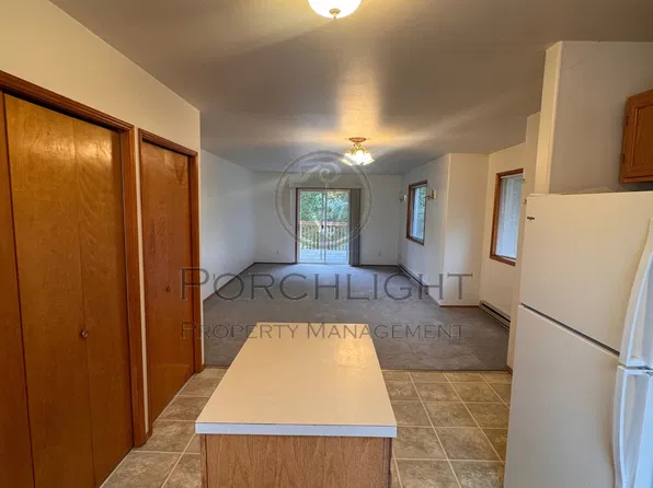 1343 Pacific St APT 202, Bellingham, WA 98229