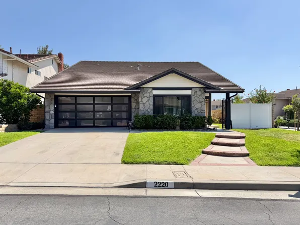 2220 Open Sky Dr, Fullerton, CA 92833