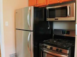 1940 Cambridge Rd, Berkley, MI 48072