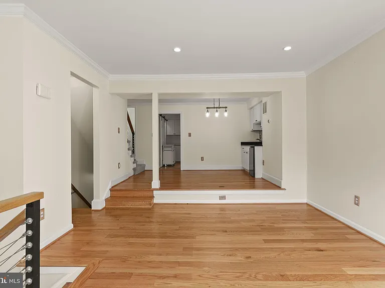 3848 Brighton Ct — Photo 7