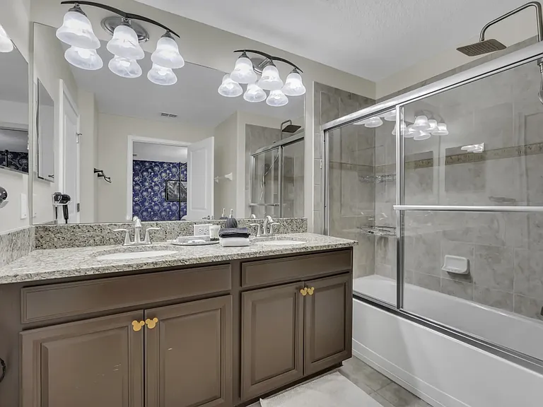 4876 Clock Tower Dr — Photo 27