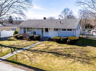 25 Davis St, Somerset, MA 02726