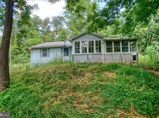 55 Klinger Ln, Shermans Dale, PA 17090