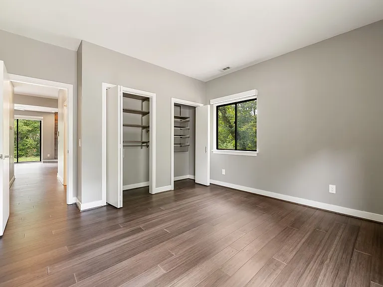 5 Wellesley Pl — Photo 11