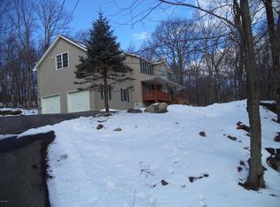 143 Arrowood Dr, Milford, PA