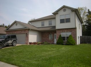 2922 Woods Crossing Dr, Columbia, MO 65202