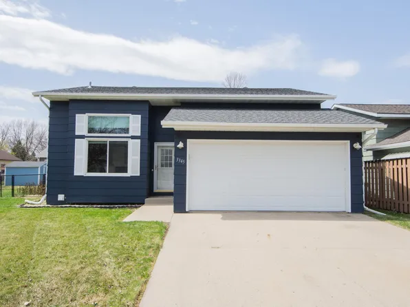 3345 19th St S, Fargo, ND 58104