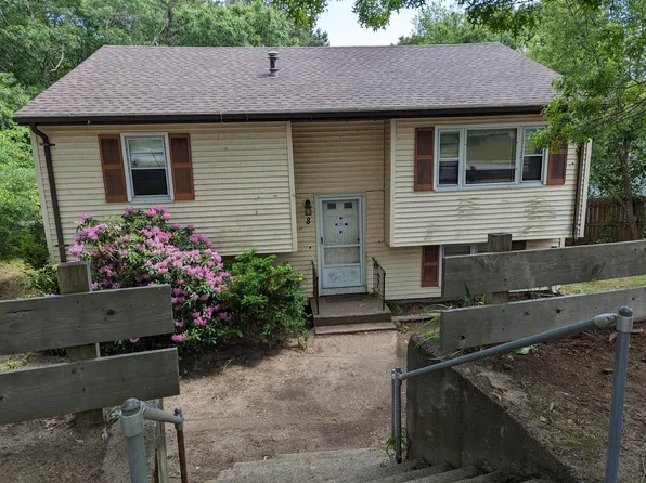 8 Shangri-La Boulevard, East Wareham, MA 02538