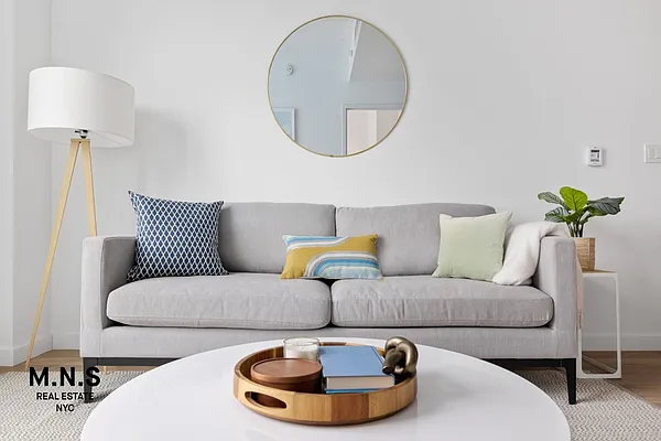 Rented by MNS | media 21