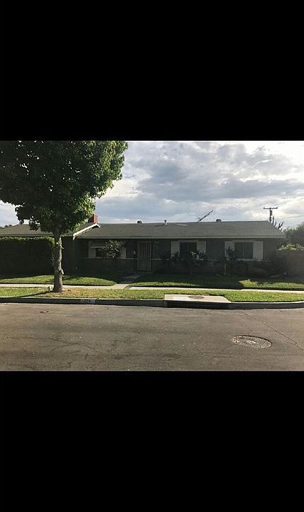 1st image of 324 Pamela Kay Ln