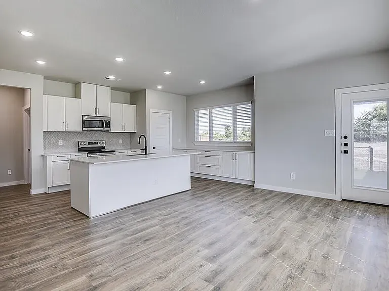 4402 Clovis Ave — Photo 9