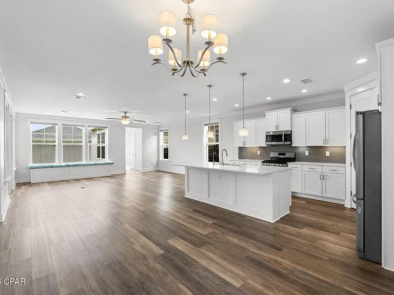 1816 Discovery Loop — Photo 9