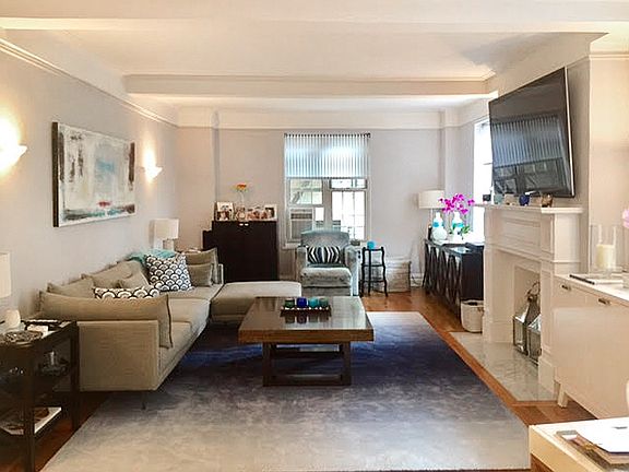 3rd image of 275 Central Park W APT 4G