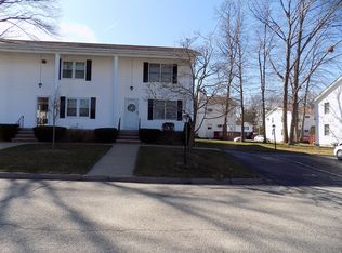 117 Forestwood Dr, North Providence, RI 02904