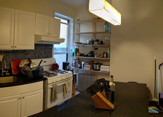 Rented by Stareal Group LLC | media 23