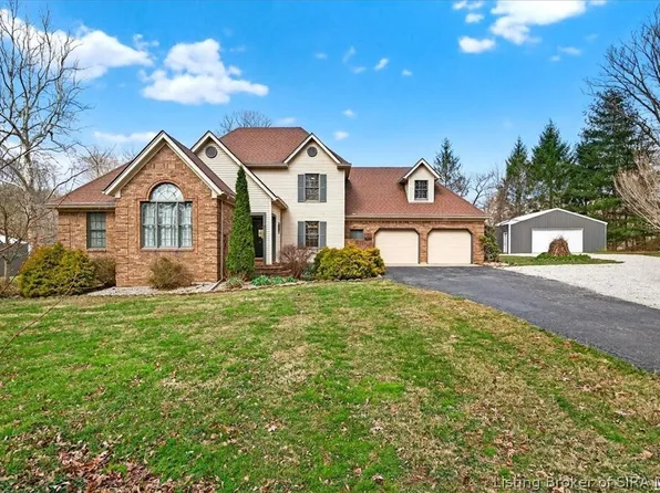 3415 Whispering Woods Drive NE, New Salisbury, IN 47161