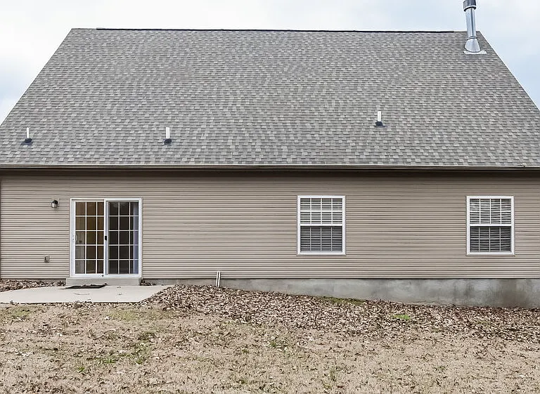 1903 Champlain Dr — Photo 17