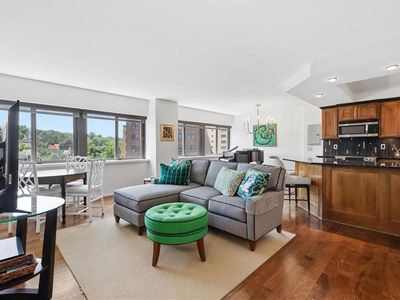 803 W 48th St APT 605, Kansas City, MO, 64112