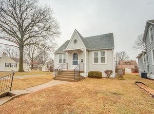 119 S 33rd St, Belleville, IL