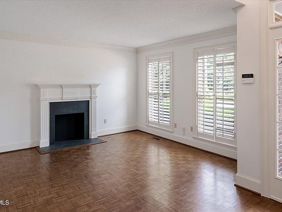 5th image of 121 Queensgate