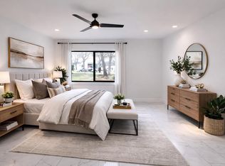 2014 Pecan St, Bastrop, TX 78602