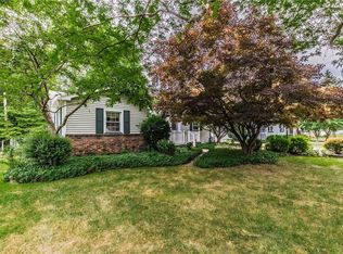 192 Charing Rd, Rochester, NY 14617