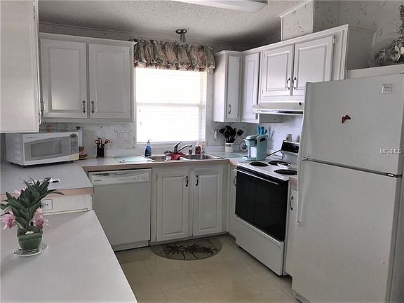 3rd image of 6826 Mount Orange Dr NE