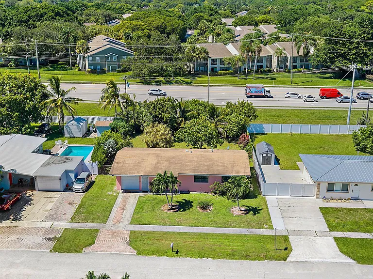 4057 Chukker Dr — Photo 3
