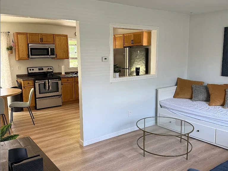 25 Doten Ave — Photo 6