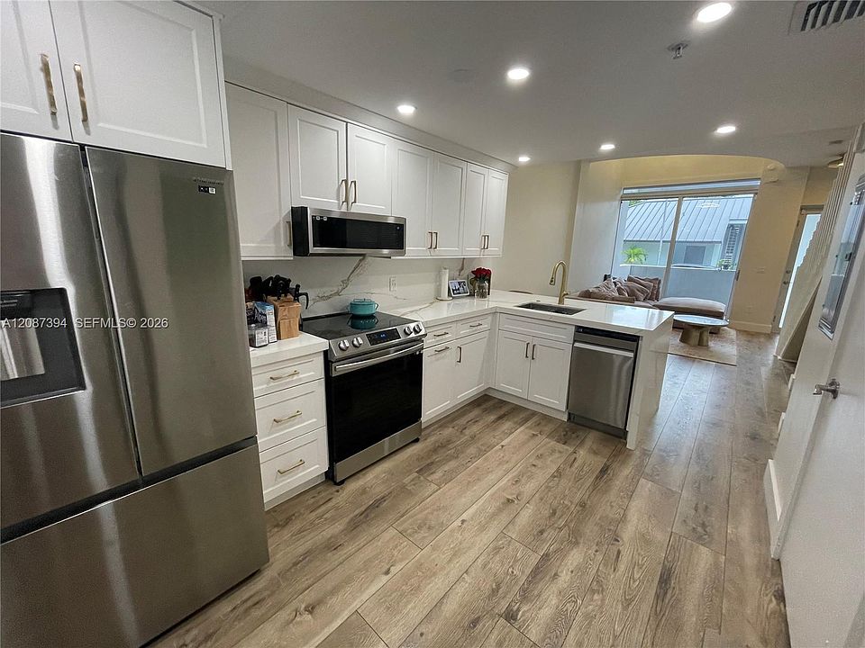 1st image of 3339 Virginia St APT 141