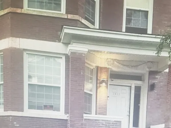 (undisclosed Address), Chicago, IL 60624