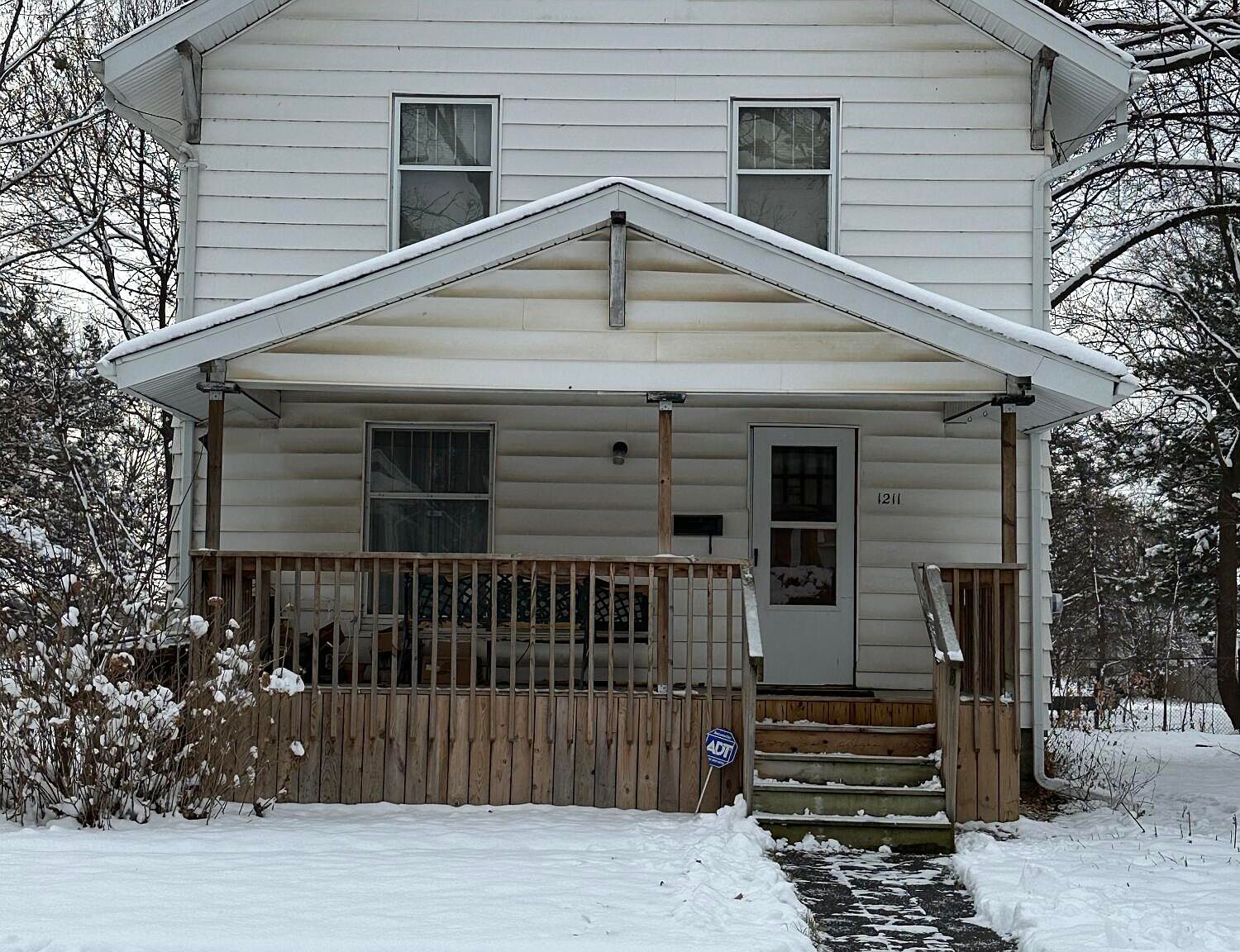 1211 W Lenawee St, Lansing, MI 48915 Zillow