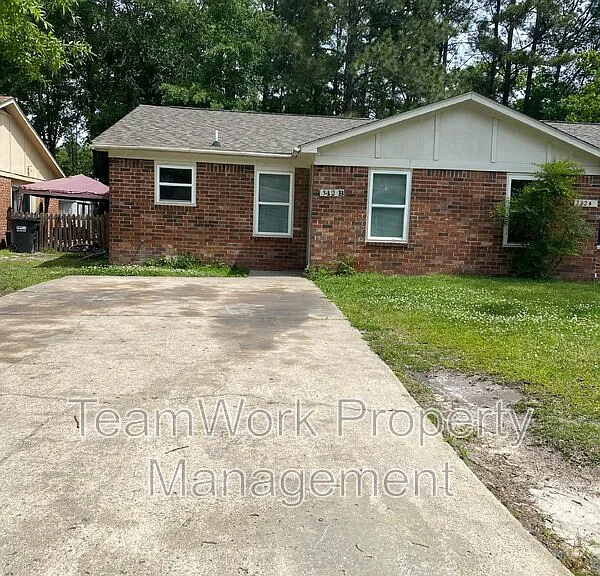 342B Dorchester Manor Rd #B — Photo 1