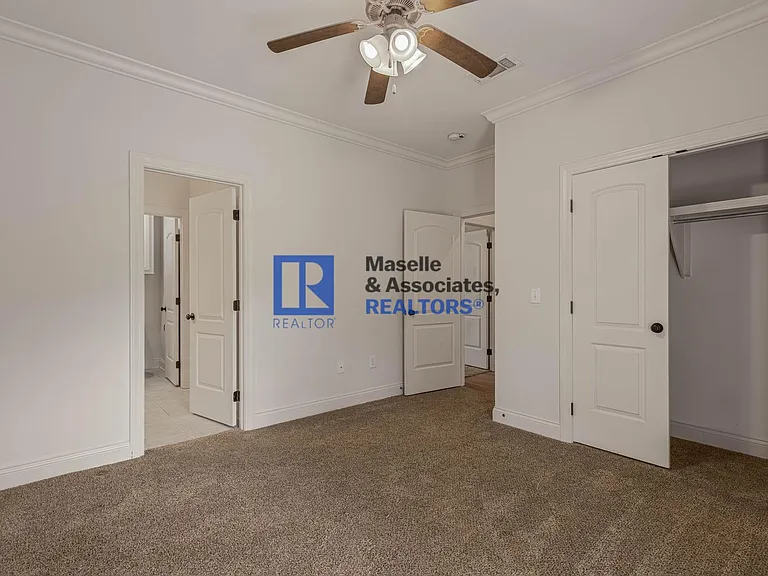 153 Hartfield Dr — Photo 33