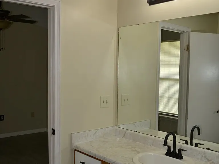 324 Ray Ave — Photo 21