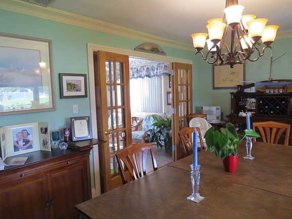4th image of 51 Dolphin Ln E
